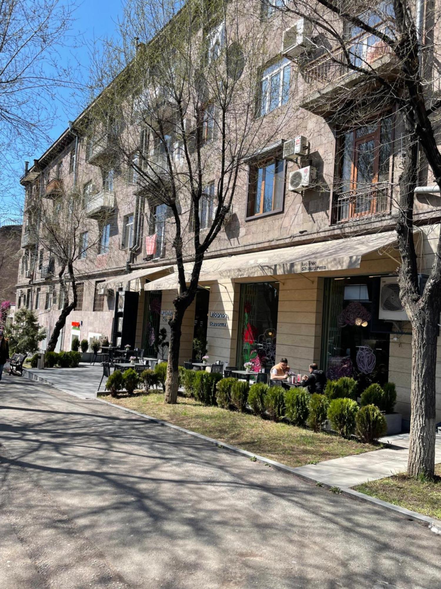 Komitas Apartement Yerevan Ngoại thất bức ảnh