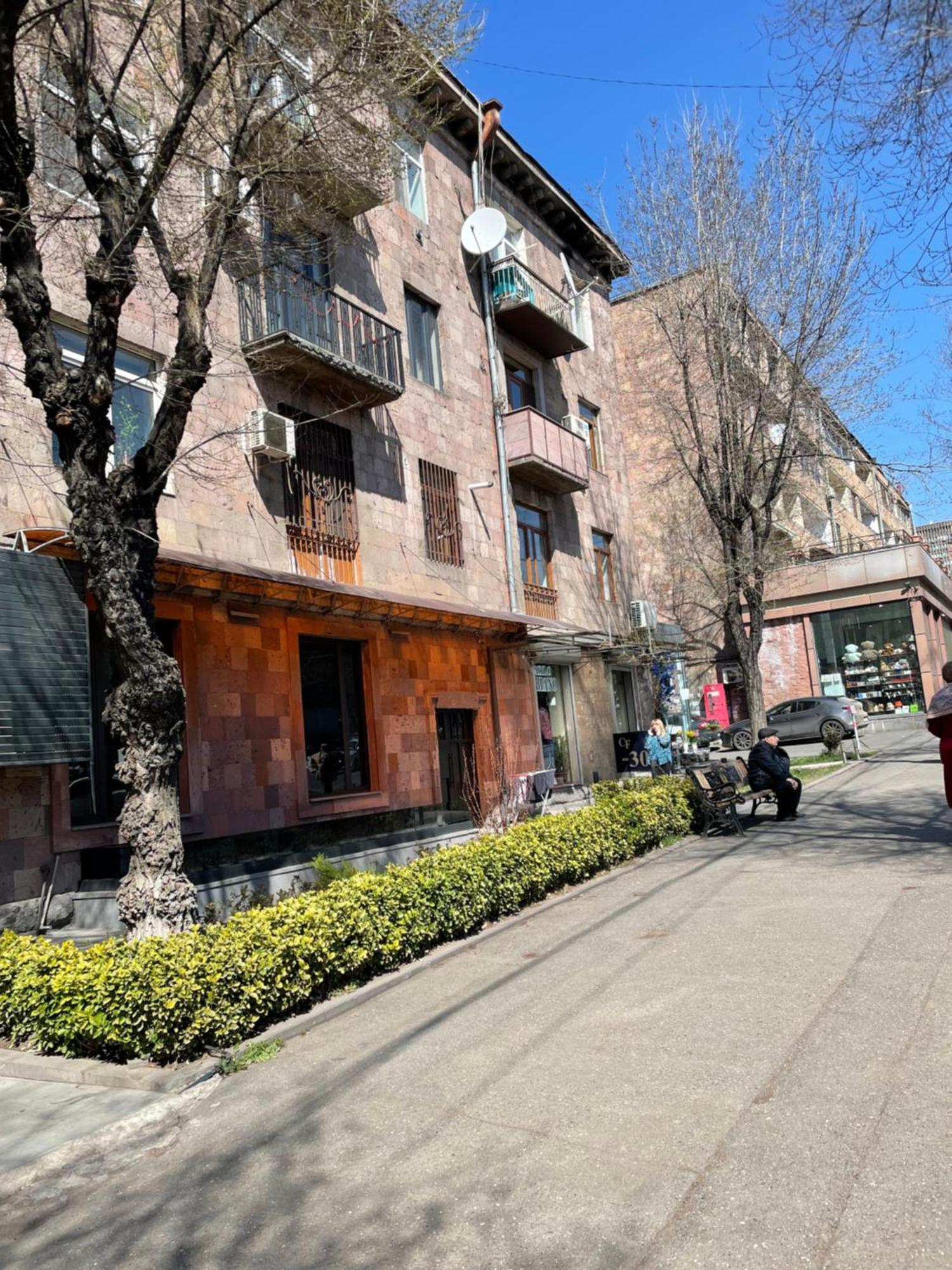 Komitas Apartement Yerevan Ngoại thất bức ảnh